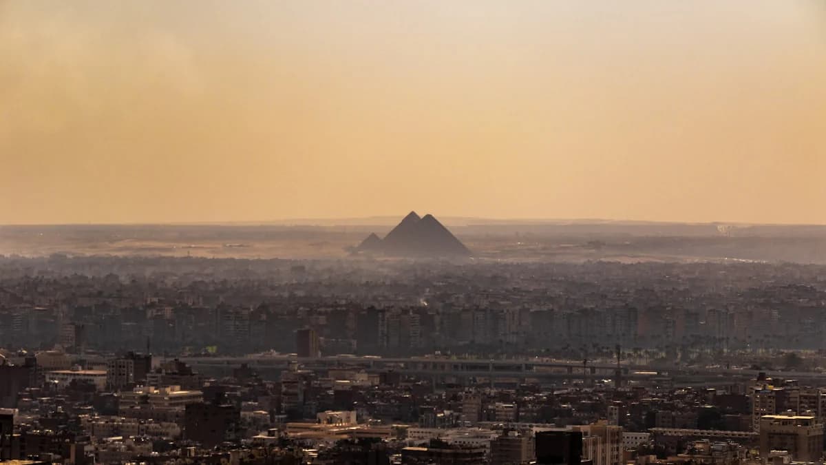 القاهرة